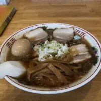 Snapdishの料理写真:コツコツらーめん三十六番 ブタニボ|クレゾーさん