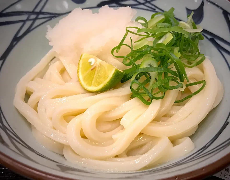 仁義なきすだちとの戦い…すだちおろしうどん🍜|にゃあ（芸名）さん