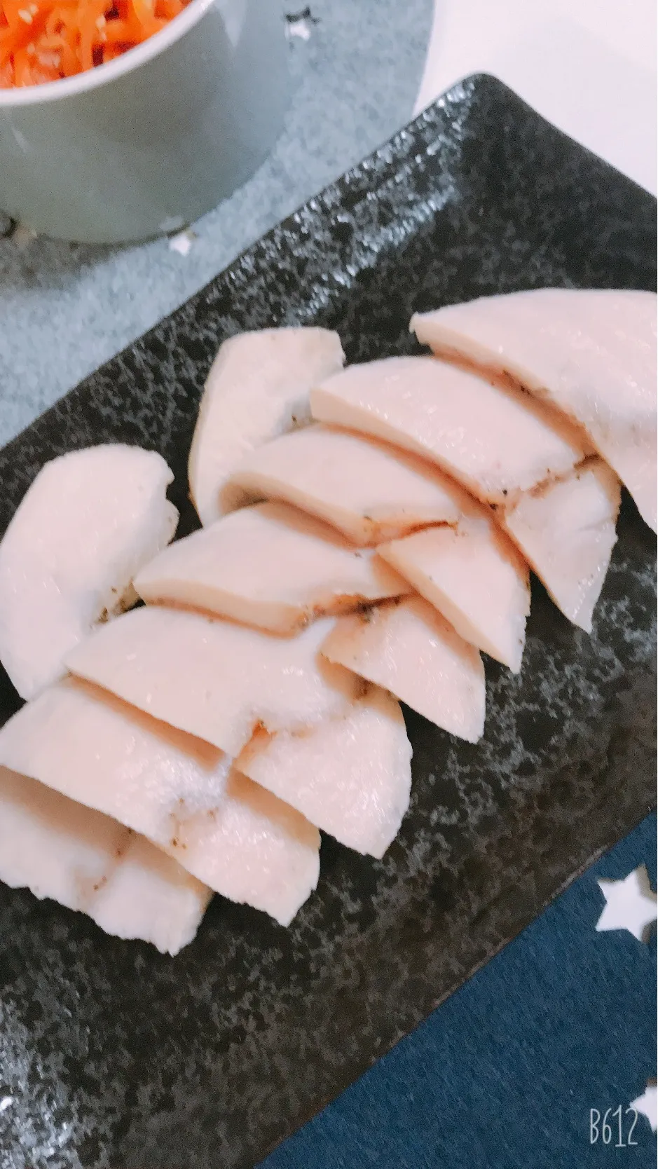 Snapdishの料理写真:胸肉でハム😋うまーい😋😋🍖|ゆきさん