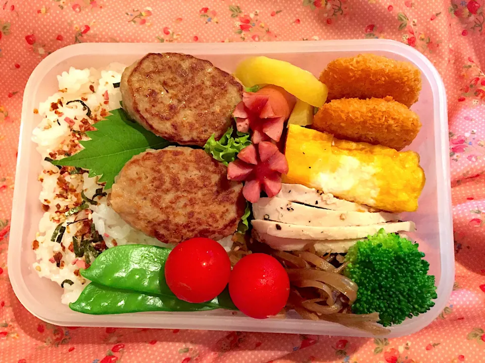 2019年10月11日 旦那さんのお弁当🍱👨‍✈️👨‍🔧👷🏻‍♂️🚊💪🏼💞❤️|Kodomo Cookingさん