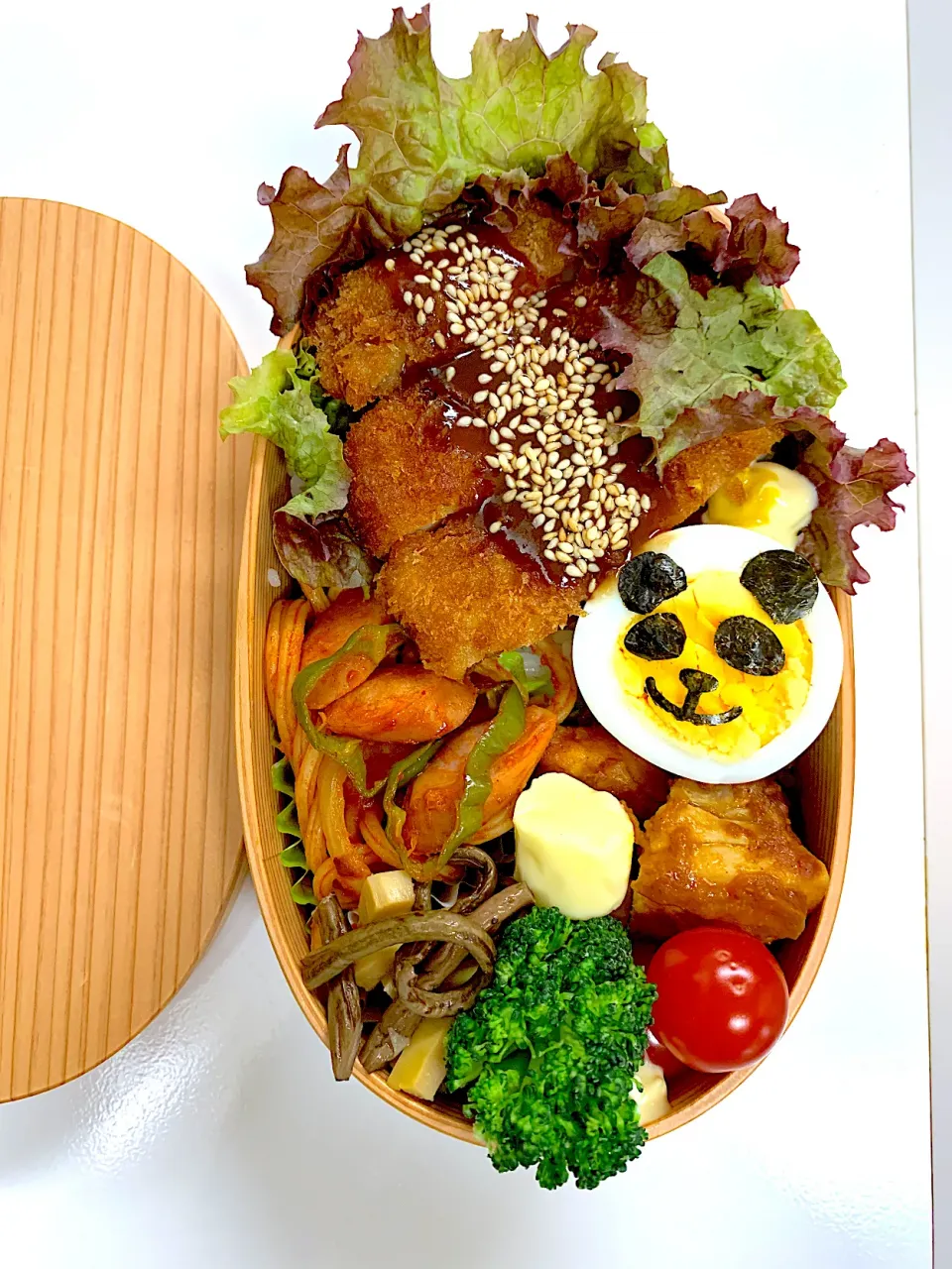 Snapdishの料理写真:2019,10/11 高１娘のトンカツ弁当🍱|naoちんさん