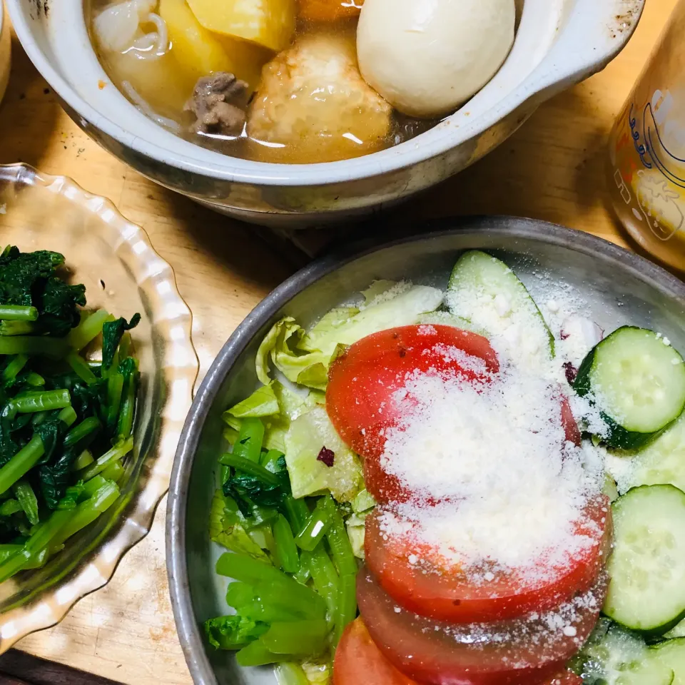 Snapdishの料理写真:おでん🍢サラダ🥗大根葉のおひたし|ミカさん