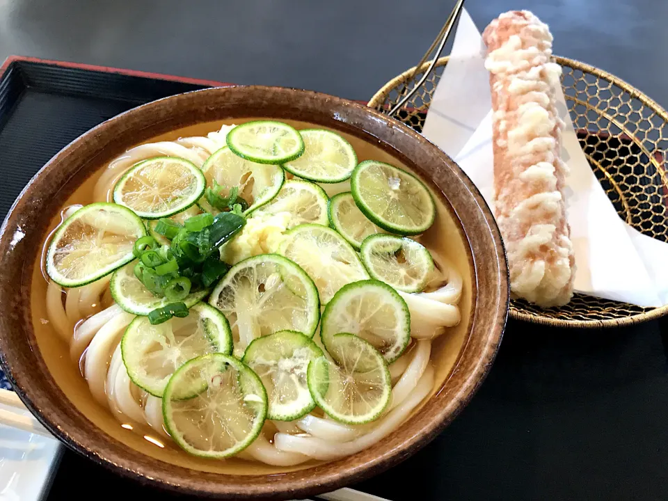 季節限定すだちうどん＋竹輪天|inokocafeさん