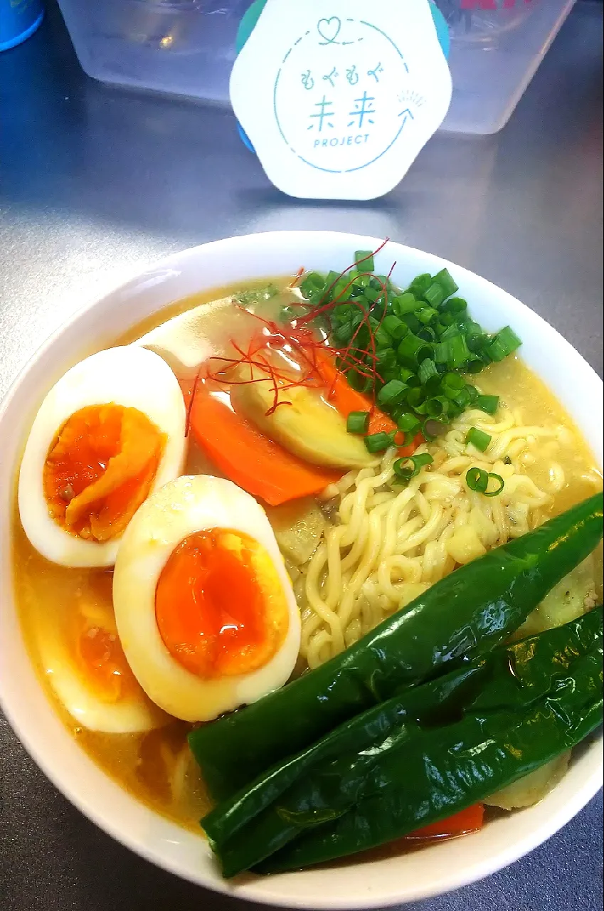 もぐもぐ未来で頂いたサツマイモと人参入りラーメン♥|きゅうちゃんさん