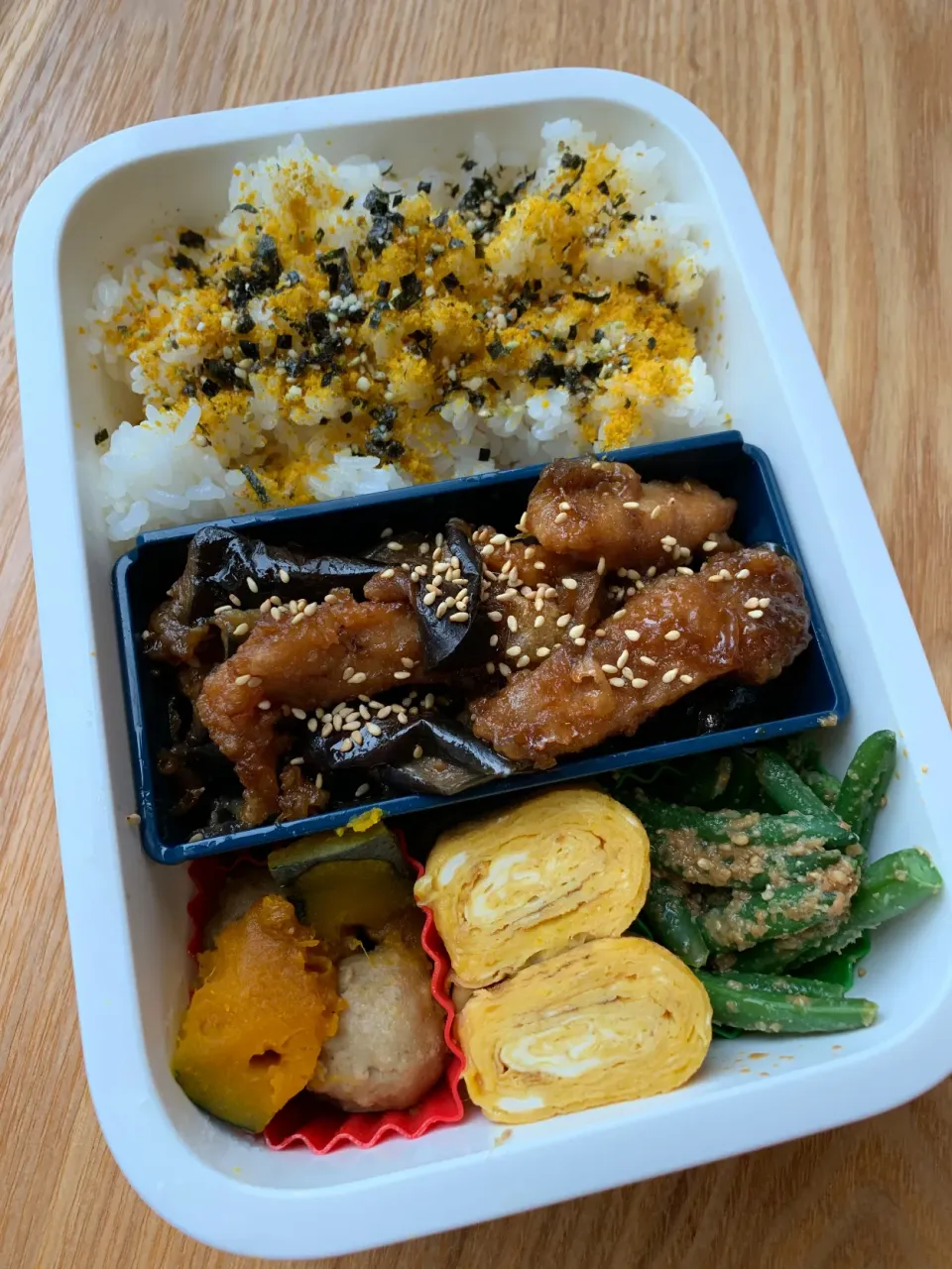 2019.10.11  高3男子弁当
からあげビールさんの料理 ビールが進む♪ぶりさんの鶏と茄子の甘唐揚げ|Loackerさん