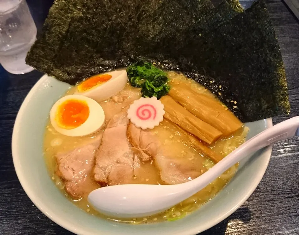 よくばりげんこつラーメン|壱歩さん