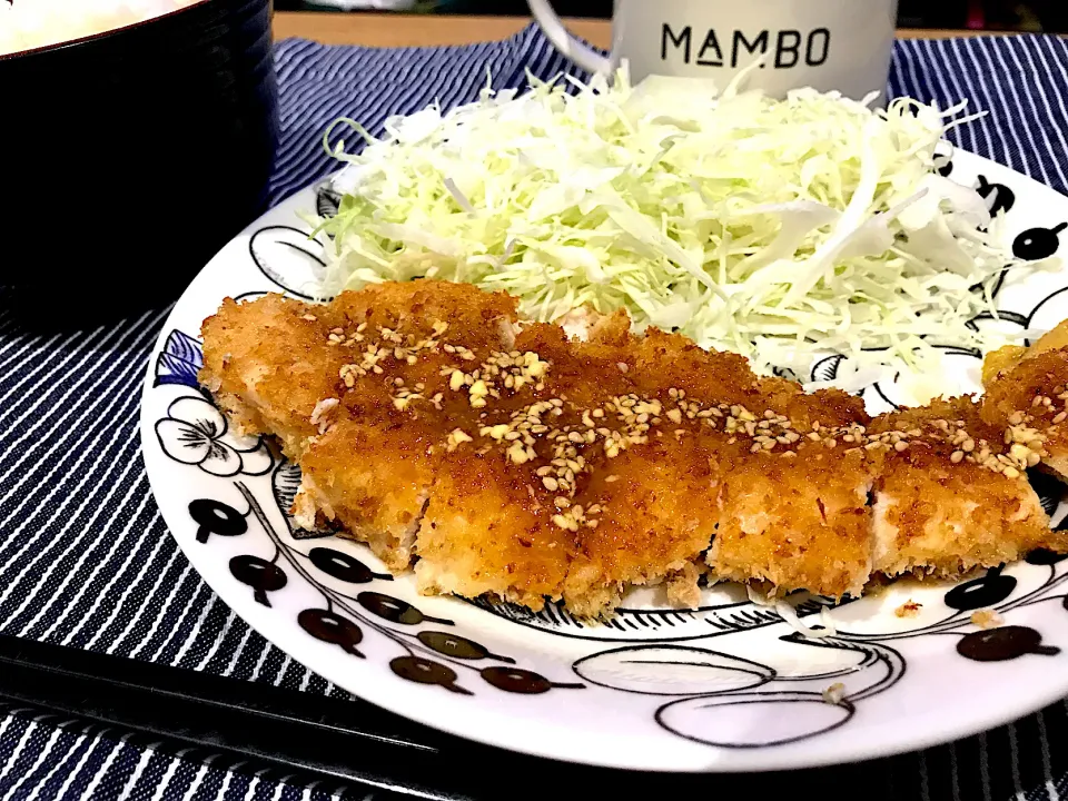 揚げない！揚げない！ 鶏胸肉のチキンカツ 胡麻味噌だれ|グレナダ君さん