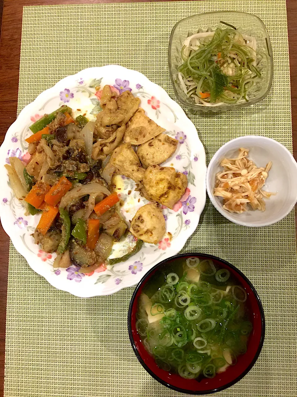 鶏むね肉と野菜のスパイシー炒め|浜@ちゃんさん