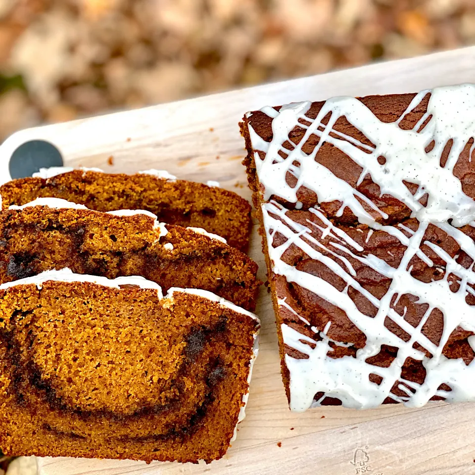 Pumpkin spice cake with espresso swirl|Dean M Rogersさん