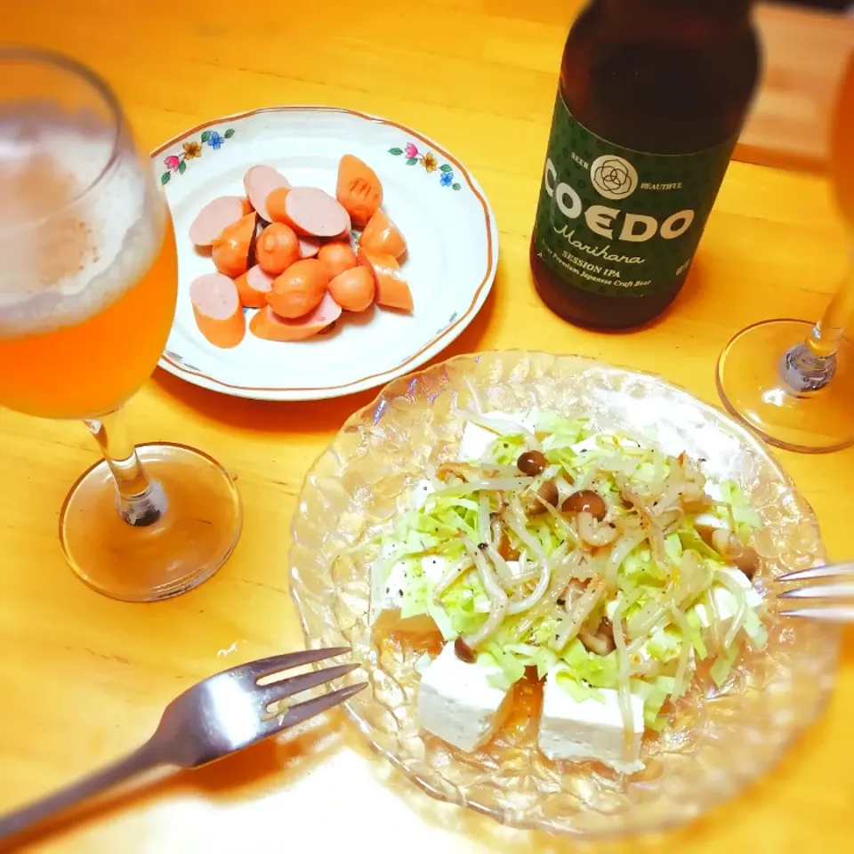 Snapdishの料理写真:コエドビールとパパっと美味しいおつまみで乾杯♪お豆腐と茸の黒酢オリーブオイルかけ|yuika☆さん