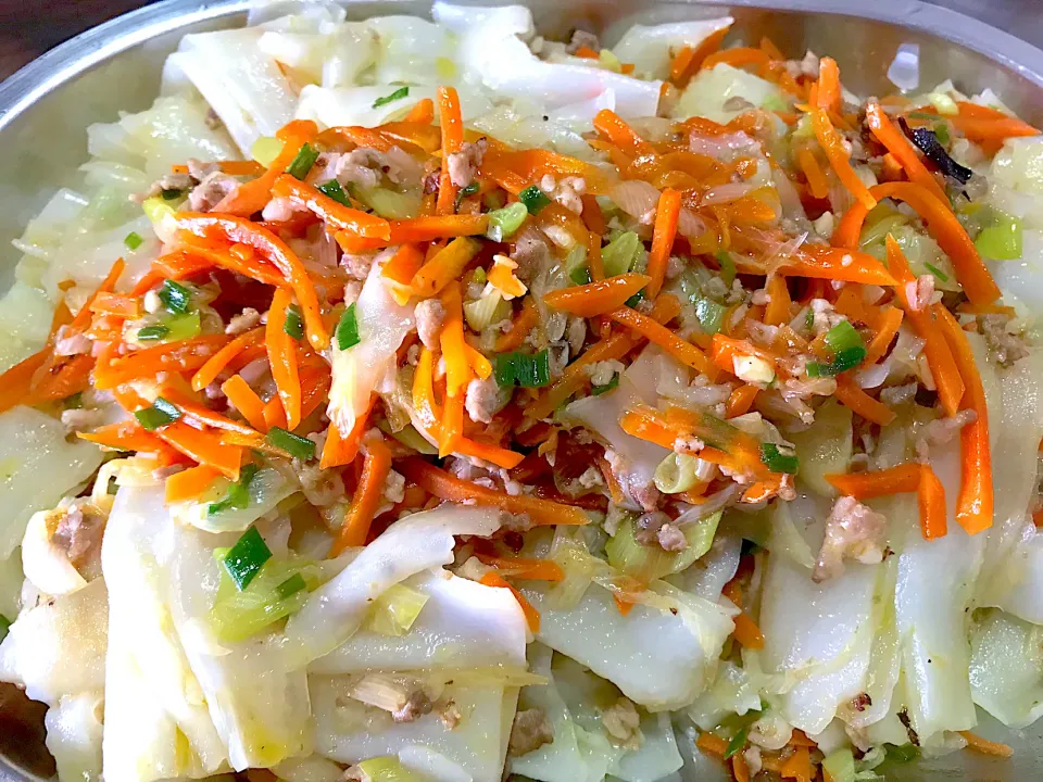 steam rice noodle carrot with pork mince|michelleさん