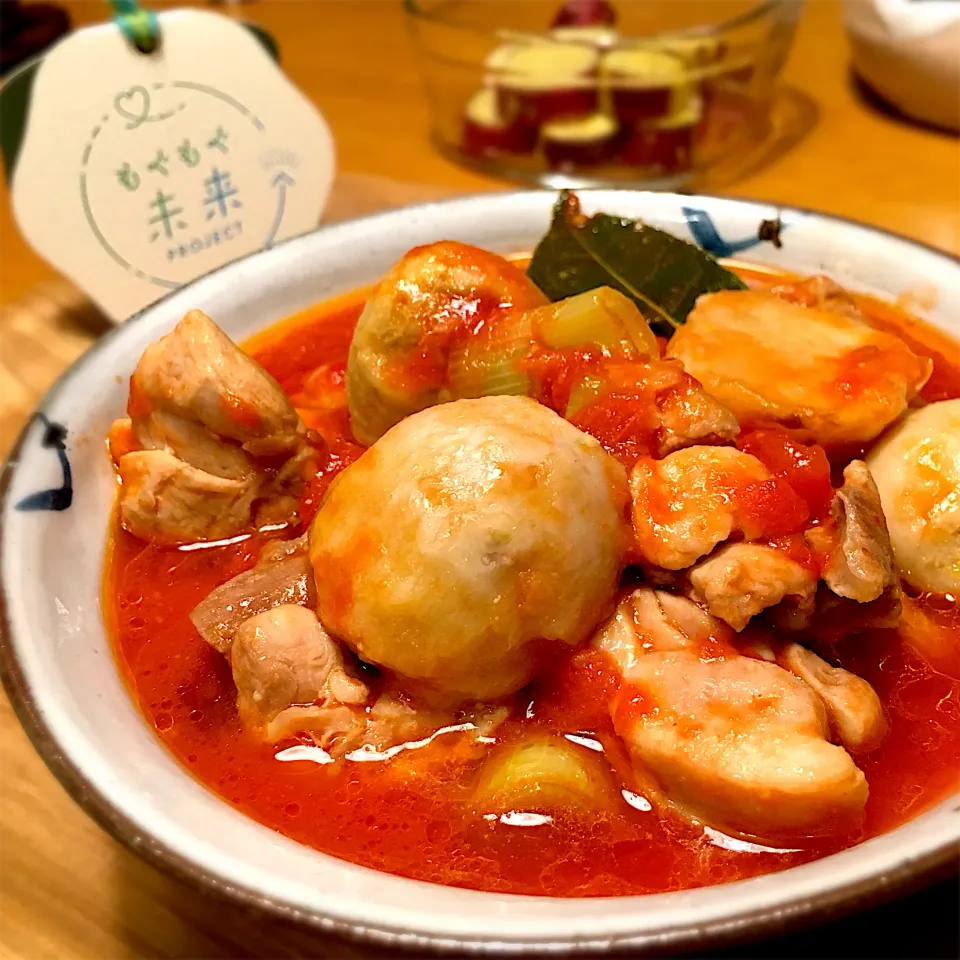 里芋と鶏モモのトマト味噌煮|むぎこさん