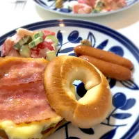 Snapdishの料理写真:ベーグルな朝食|gachaoさん