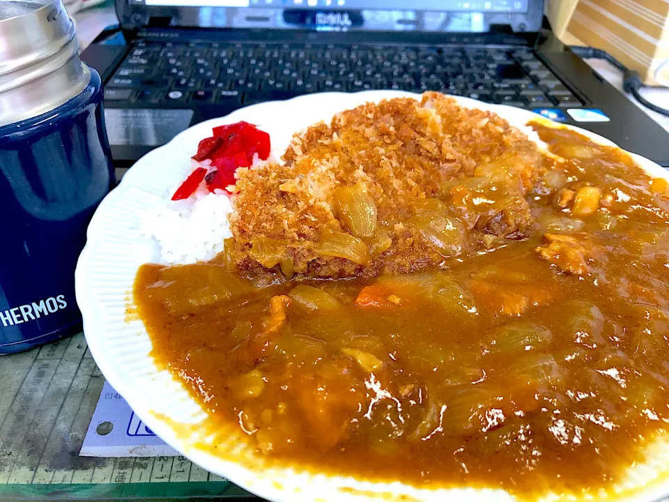 カツカレー  弥生食堂出前|BOOさん