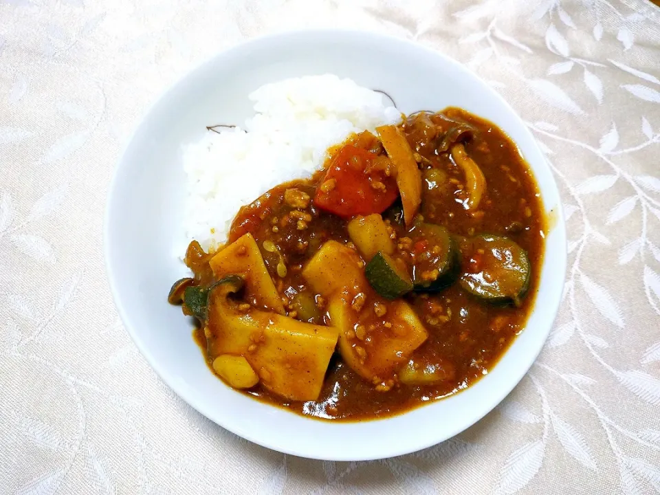 10/14の夕食
今夜はカレーにしました😃|卯月さん