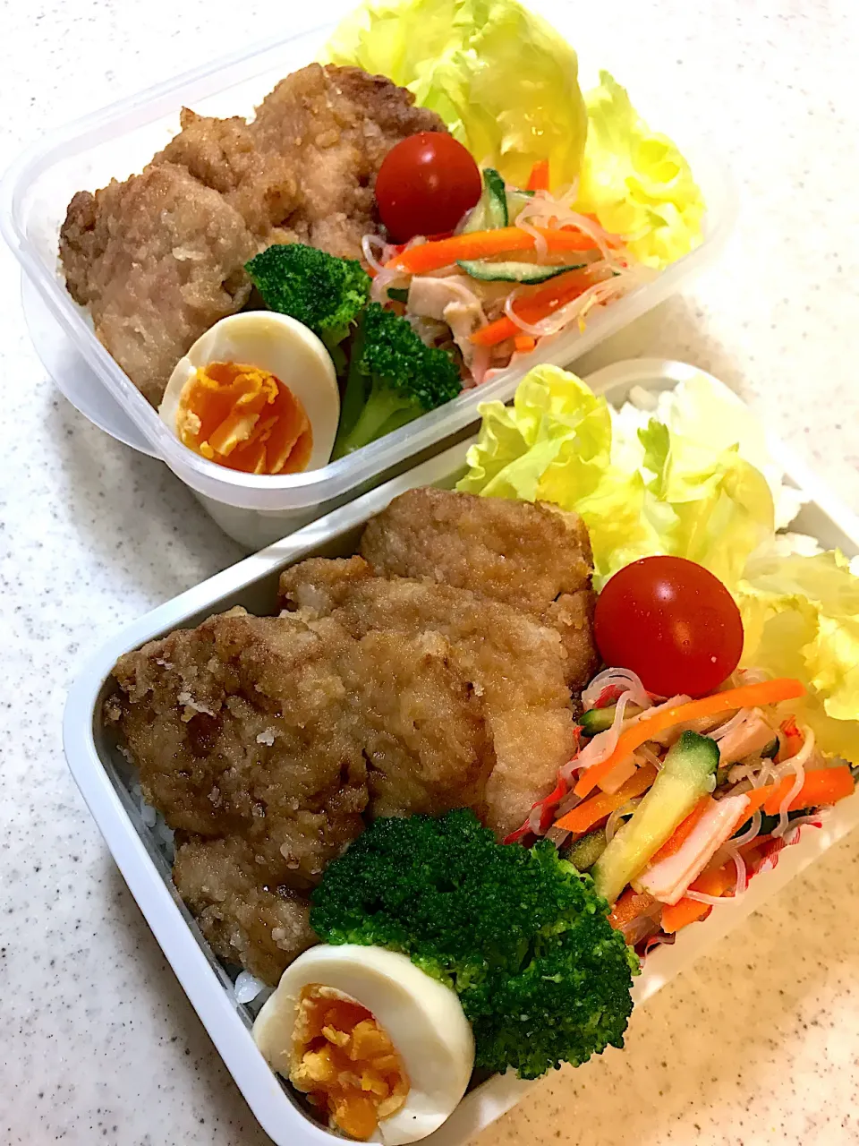 10/14🍱2人分  豚ヒレガーリック醤油揚げ焼き弁当🍱|🌹ゆぅ🌹さん