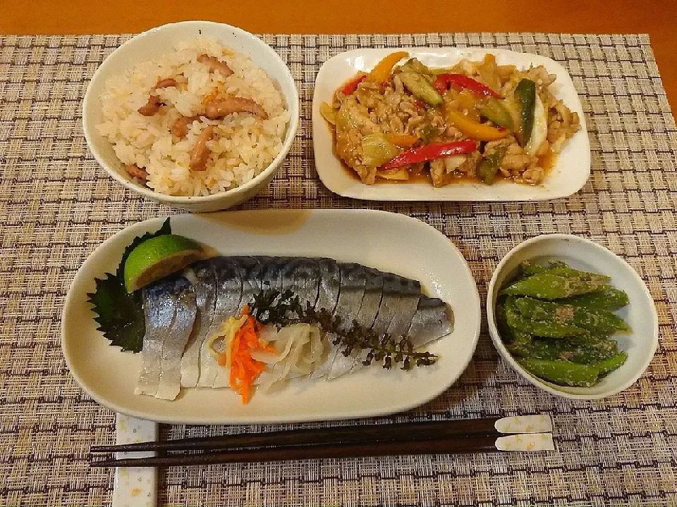 タコ飯  しめさば  豚肉と野菜の味噌炒め  いんげんごま和え🍴|chikakoさん