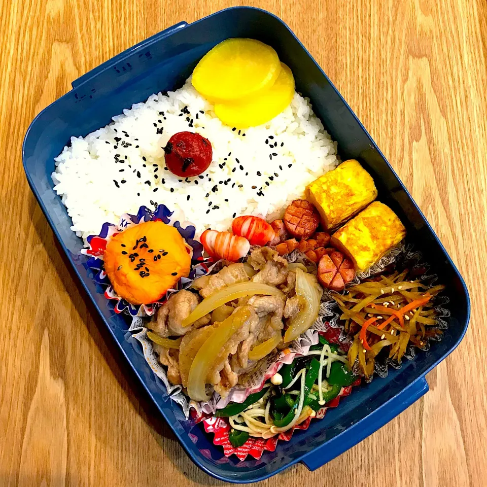 豚肉の玉ねぎドレッシング炒めで旦那弁当🍱|ちぃさん