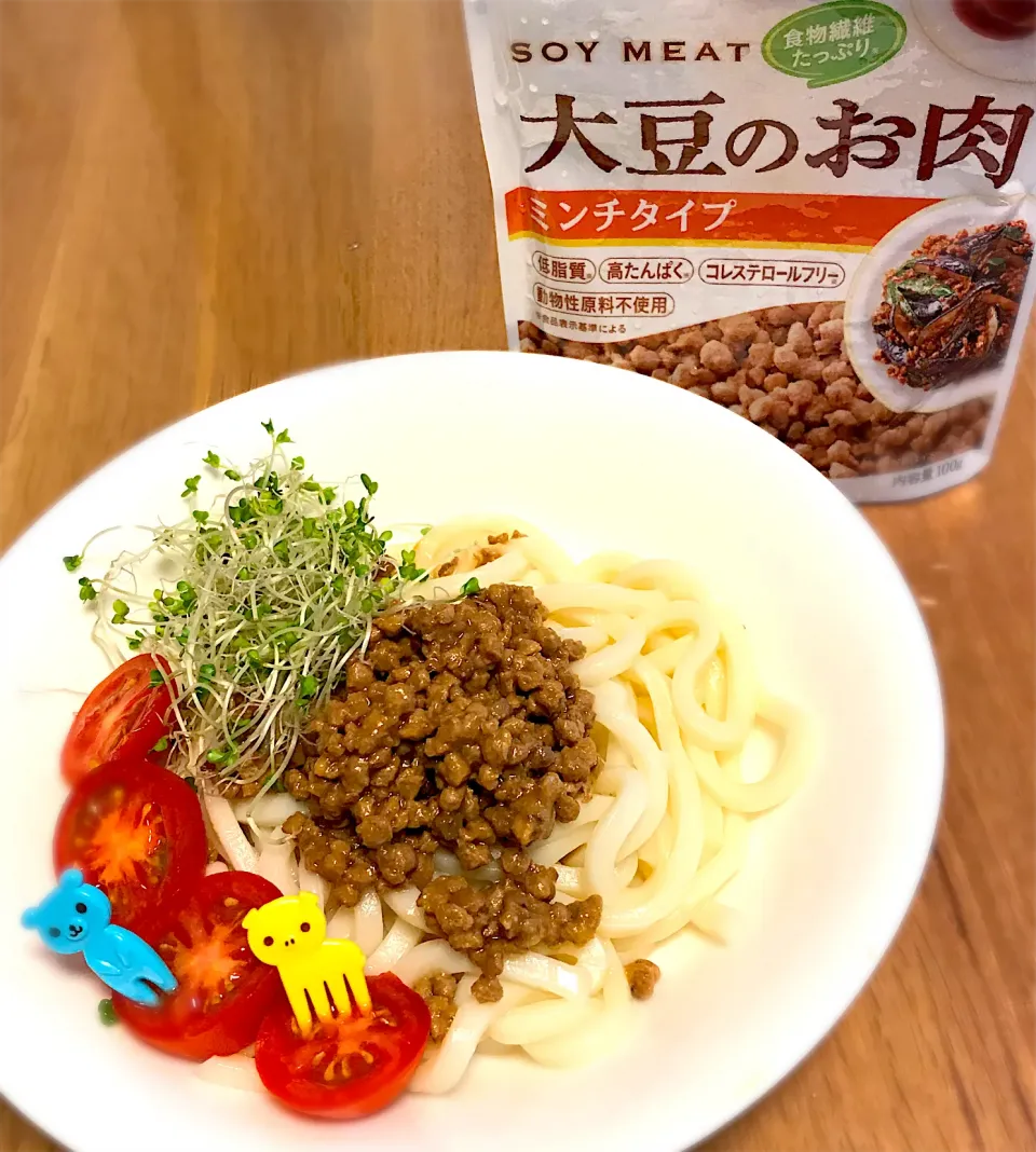 大豆のお肉❗️そぼろ味噌低GI麺のうどん|みゆきさん