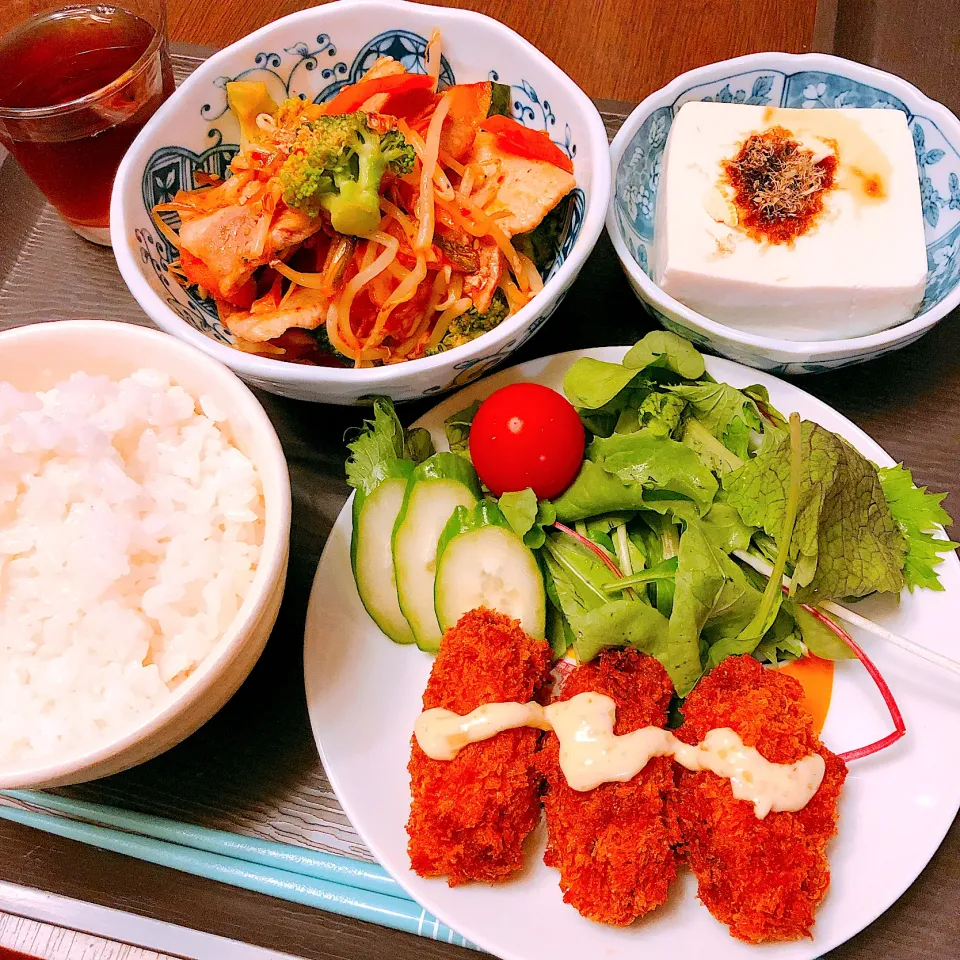 カキフライと豚キムチ定食|haruyokoさん