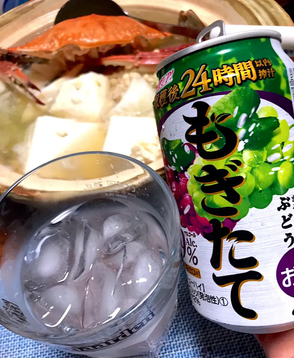 今日は寒いので今年初の寄せ鍋と缶酎ハイ|シュトママさん