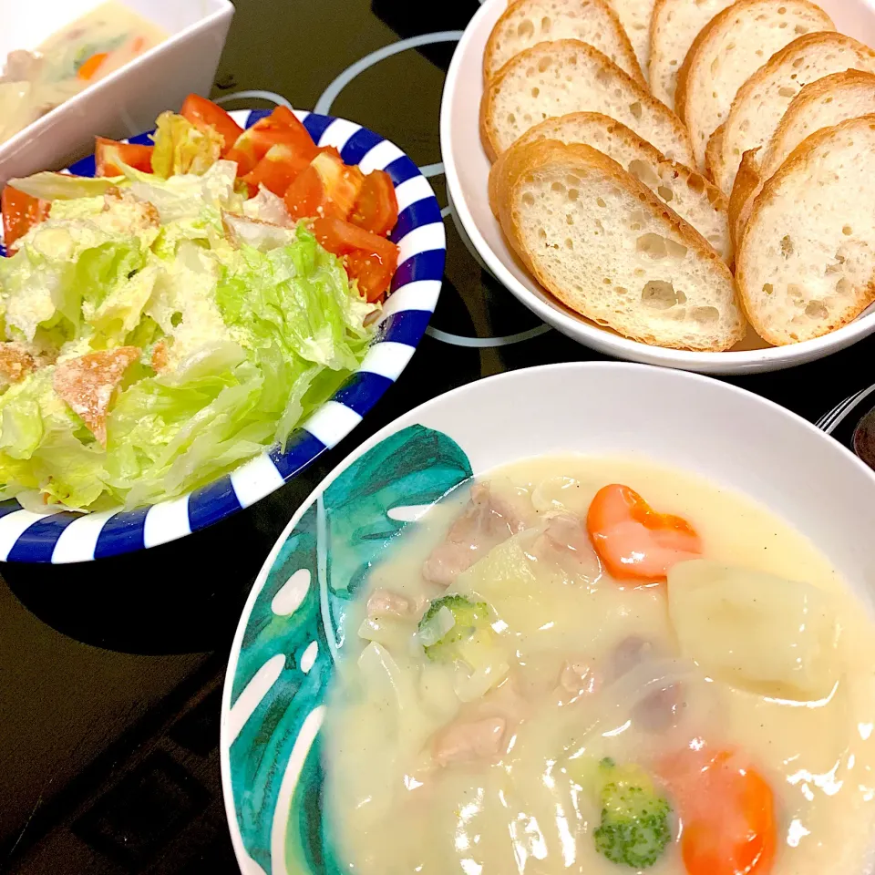 Snapdishの料理写真:クリームシチュー♡|♥︎AOI♥︎さん