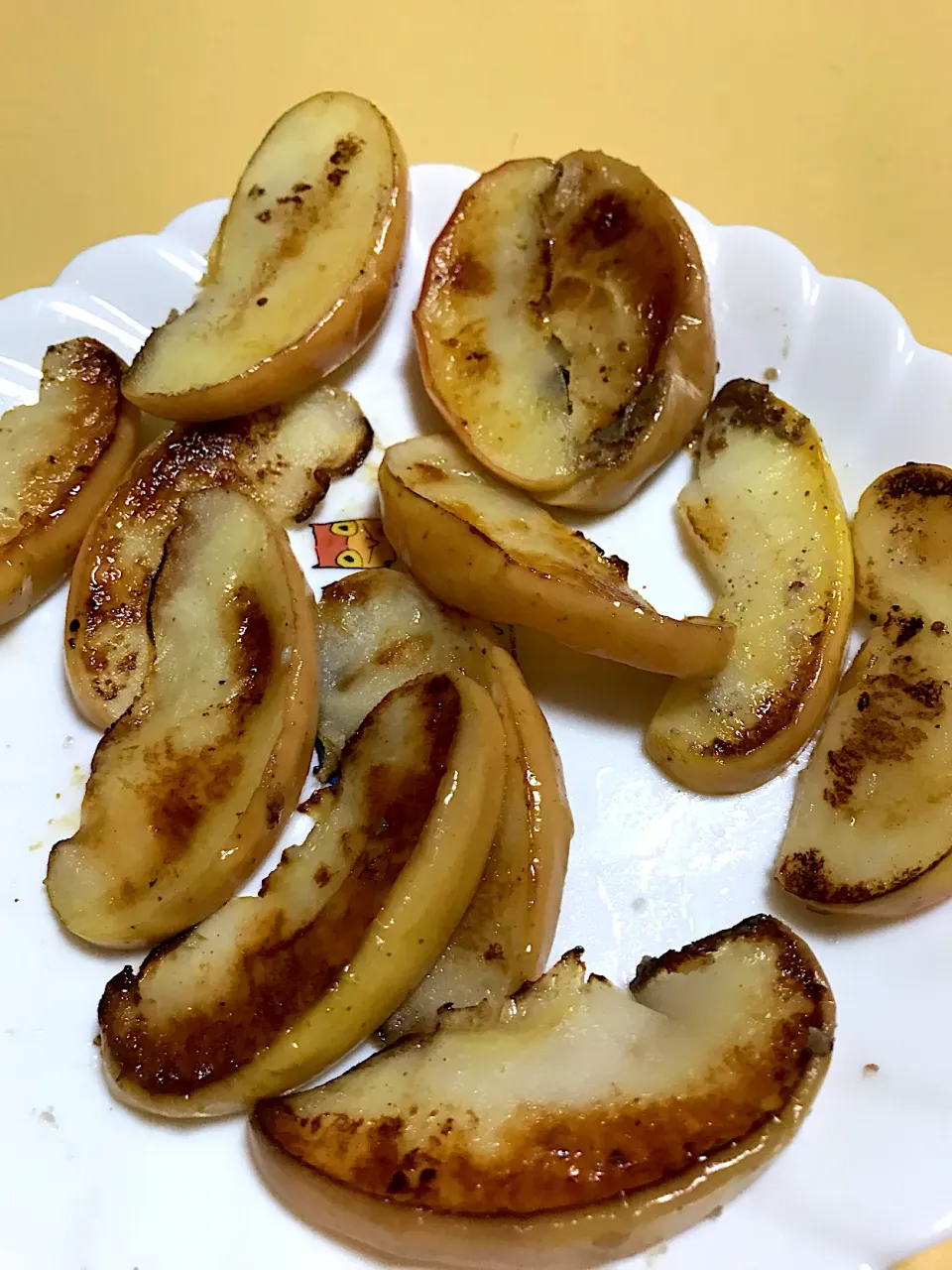 ココナッツミルクで焼いた焼きりんご|瀧本 雅視さん