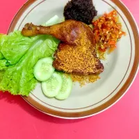 Bebek srondeng|Devita Adjaさん