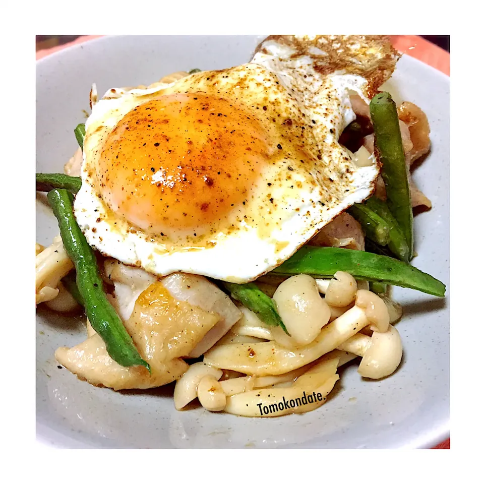 鶏モモとインゲンのマキシマム炒め🍳♡|🇯🇵ともこちゃん。さん