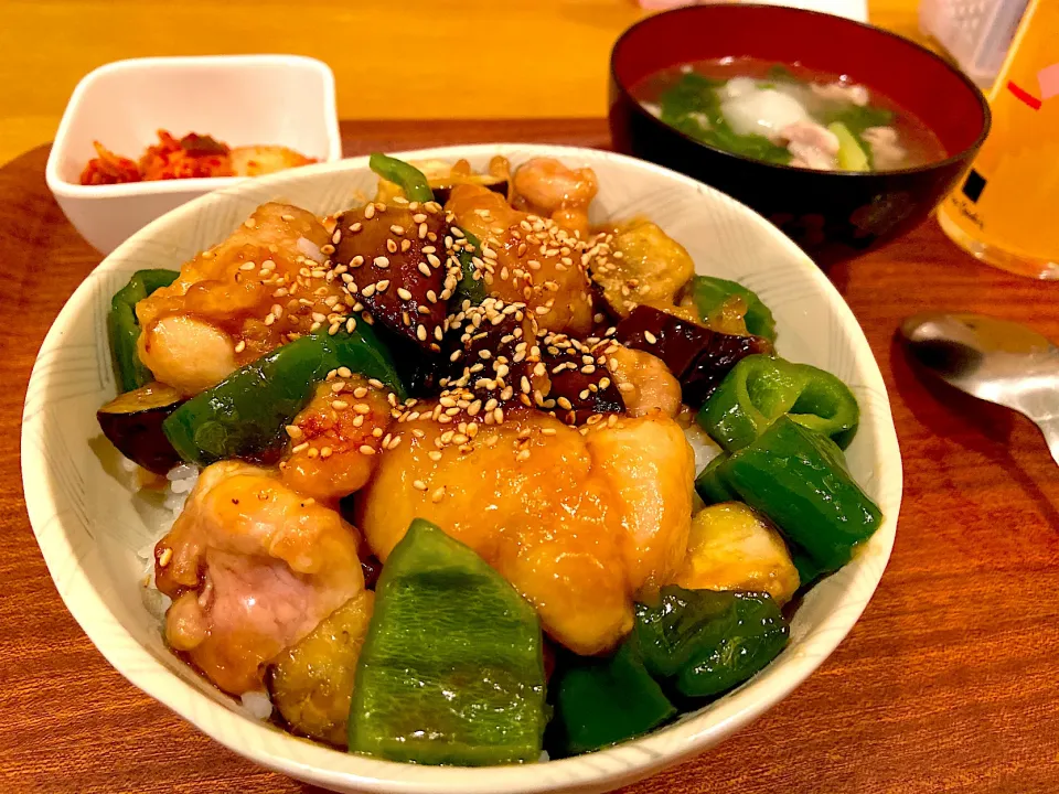 鶏モモとナスとピーマンの甘ぽん酢丼|まるもち☻さん