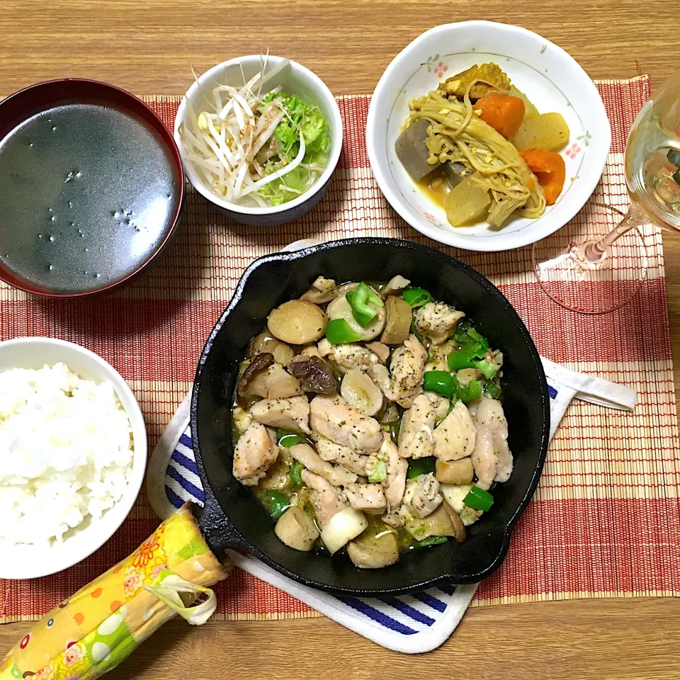 2019/10/16 鶏肉&エリンギ&ピーマン アヒージョ、野菜のカレー煮、わかめオニオンスープ|kykyさん