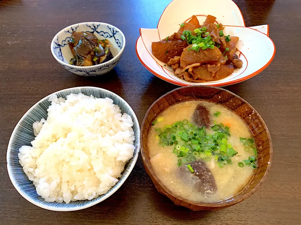 豚汁　ナスの香味サラダ　豚バラ大根|NAKATAさん