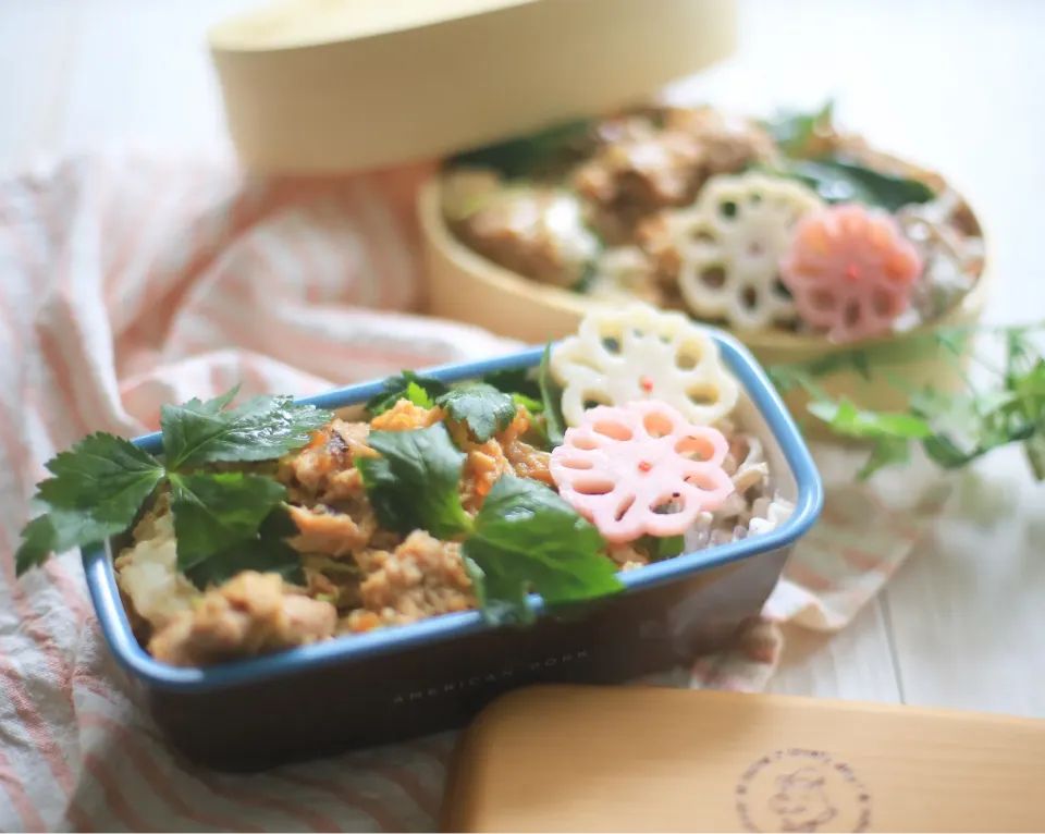 Snapdishの料理写真:簡単10分♫親子丼弁当|ゆいか＊さくママさん