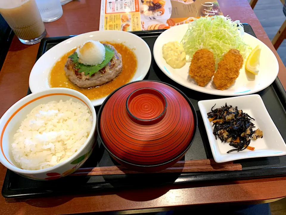 おろしハンバーグと牡蠣フライ定食|Tadahiko Watanabeさん