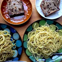 スパゲティと天然酵母パン|ビオ・トーキョーさん