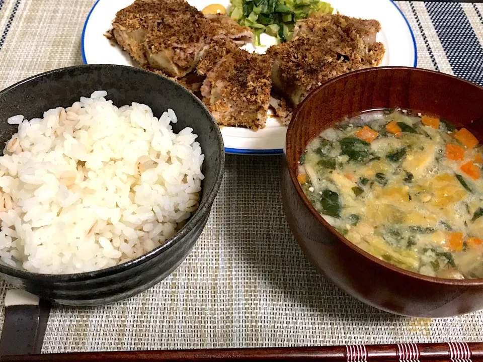 Snapdishの料理写真:カサ増しトンカツ定食|Tak@さん