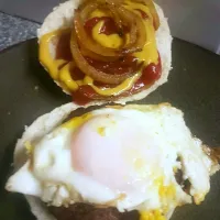 Snapdishの料理写真:homemade hamburger|santieさん