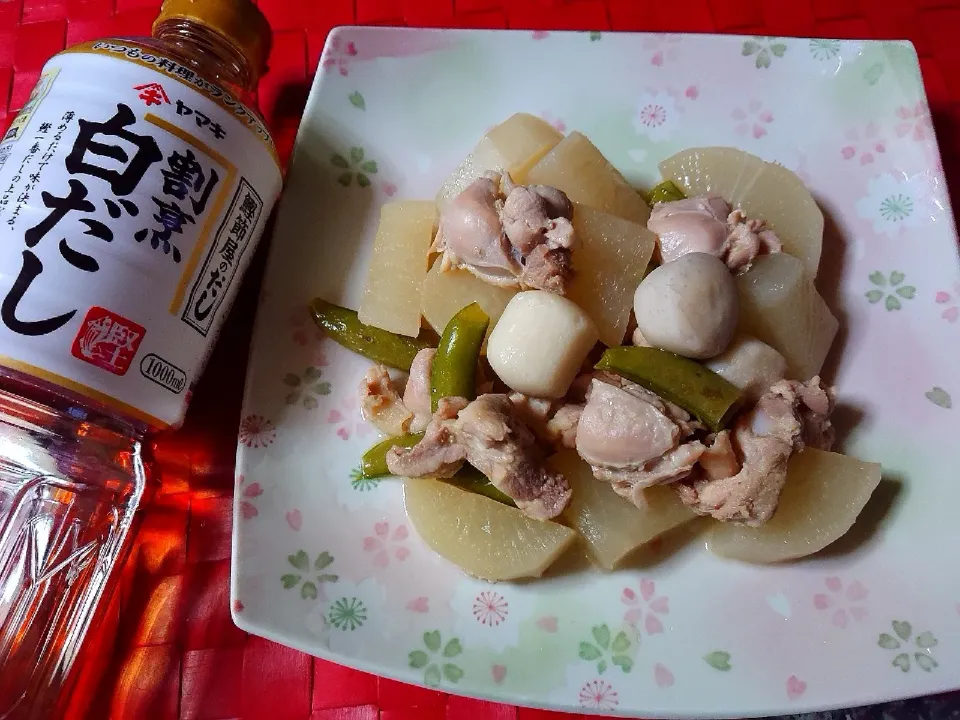 大根と鶏肉 と小芋の煮物🤗|no-noさん