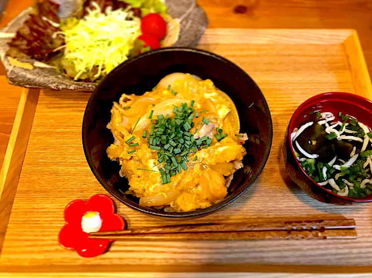 親子丼 しらすのお吸い物 サラダ|まぁちゃんさん