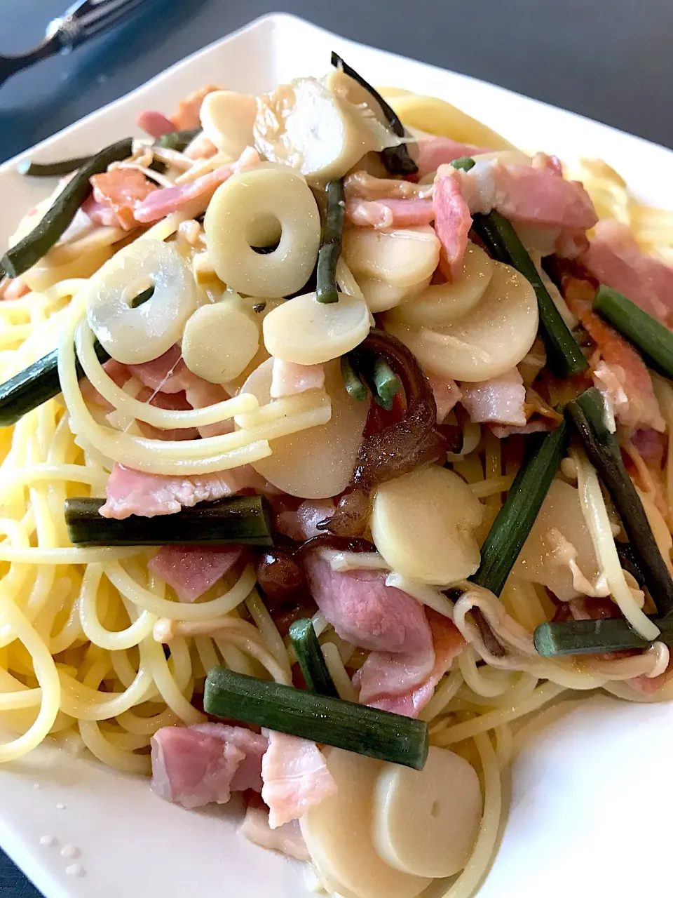 山菜とベーコンのバター醤油パスタを作ってみたよー！|Tomyさん