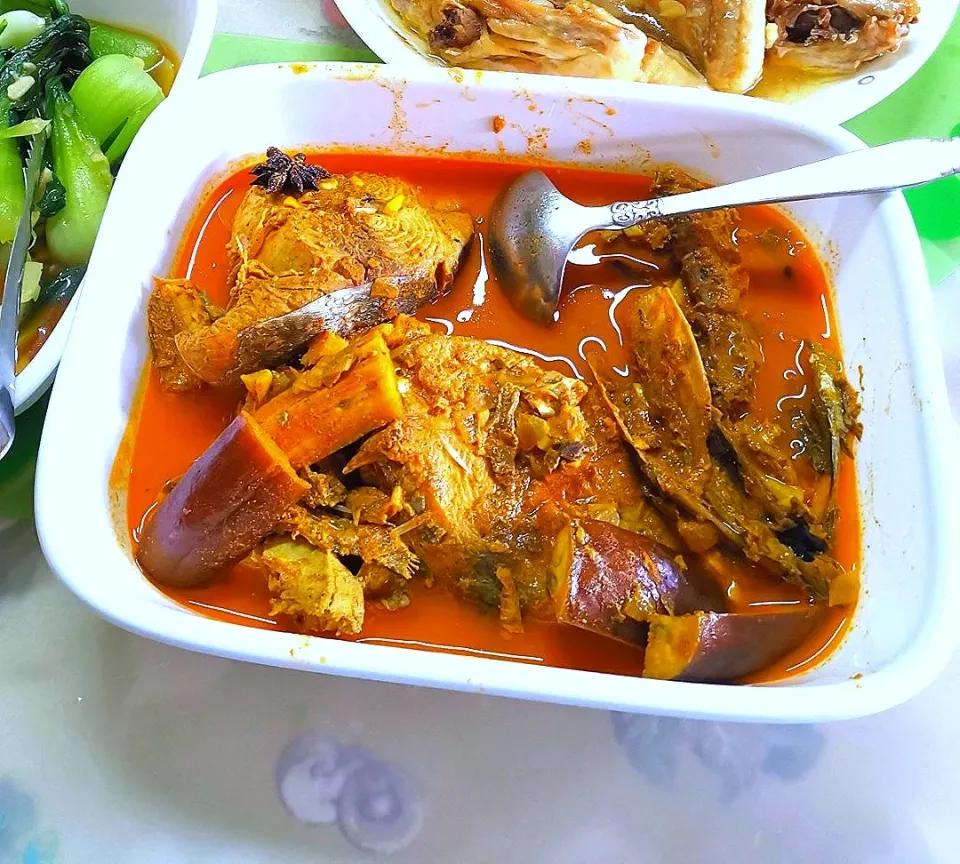 Mackarel Tuna Fish Curry.|Ainaaさん