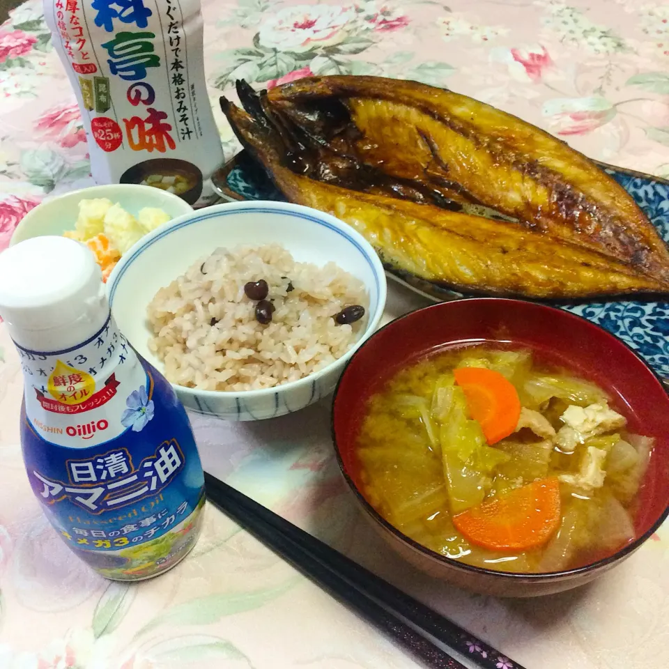 Snapdishの料理写真:具沢山豚汁×アマニ油のお夕飯❤︎|夢ーテルさん