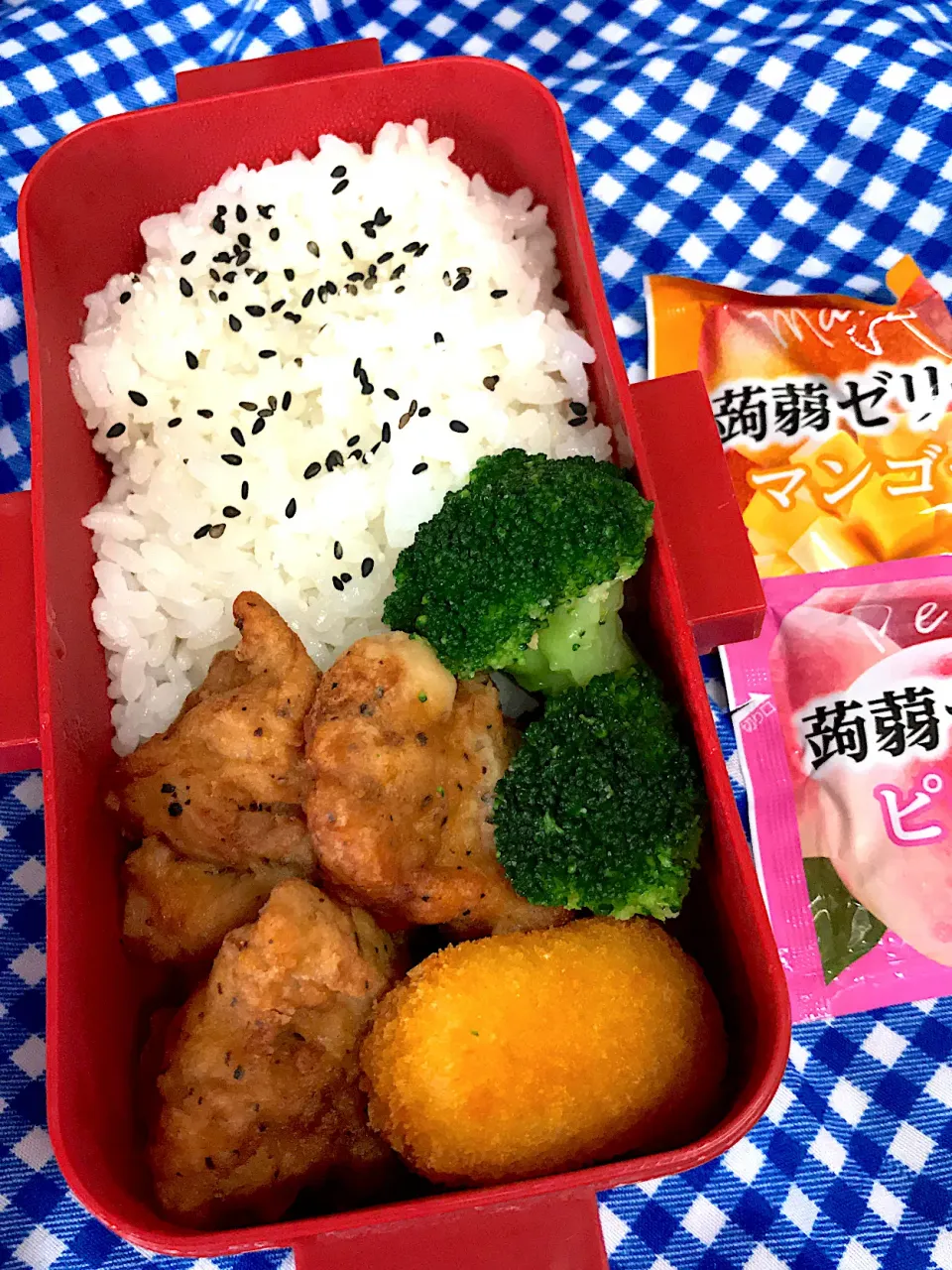 10/21 女子中学生弁当　量を減らせとのリクエスト。食欲なく残しちゃうので。帰宅するとめちゃくちゃ食べてるけど💦|みぽりんさん