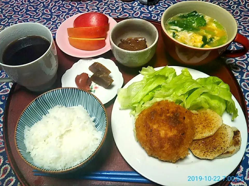 よねばーばの朝ごはん
ミンチカツと山芋のソテー、
ほうれん草の玉子とじ汁、
鶏肝の甘辛煮、
山形県産りんご、
ご飯、コーヒー、|yoneばーばさん