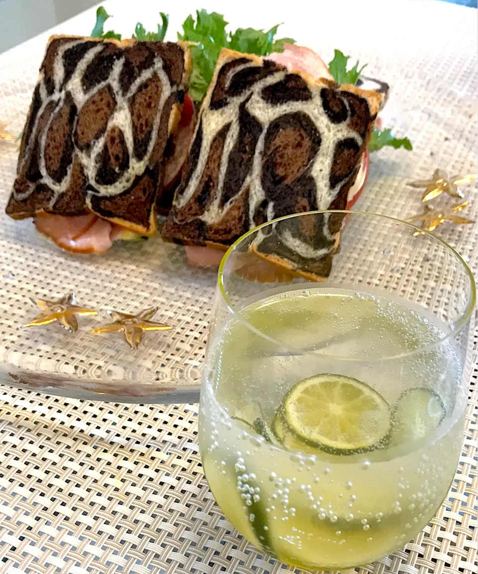 休日の朝ごはん🥪|にゃあ（芸名）さん