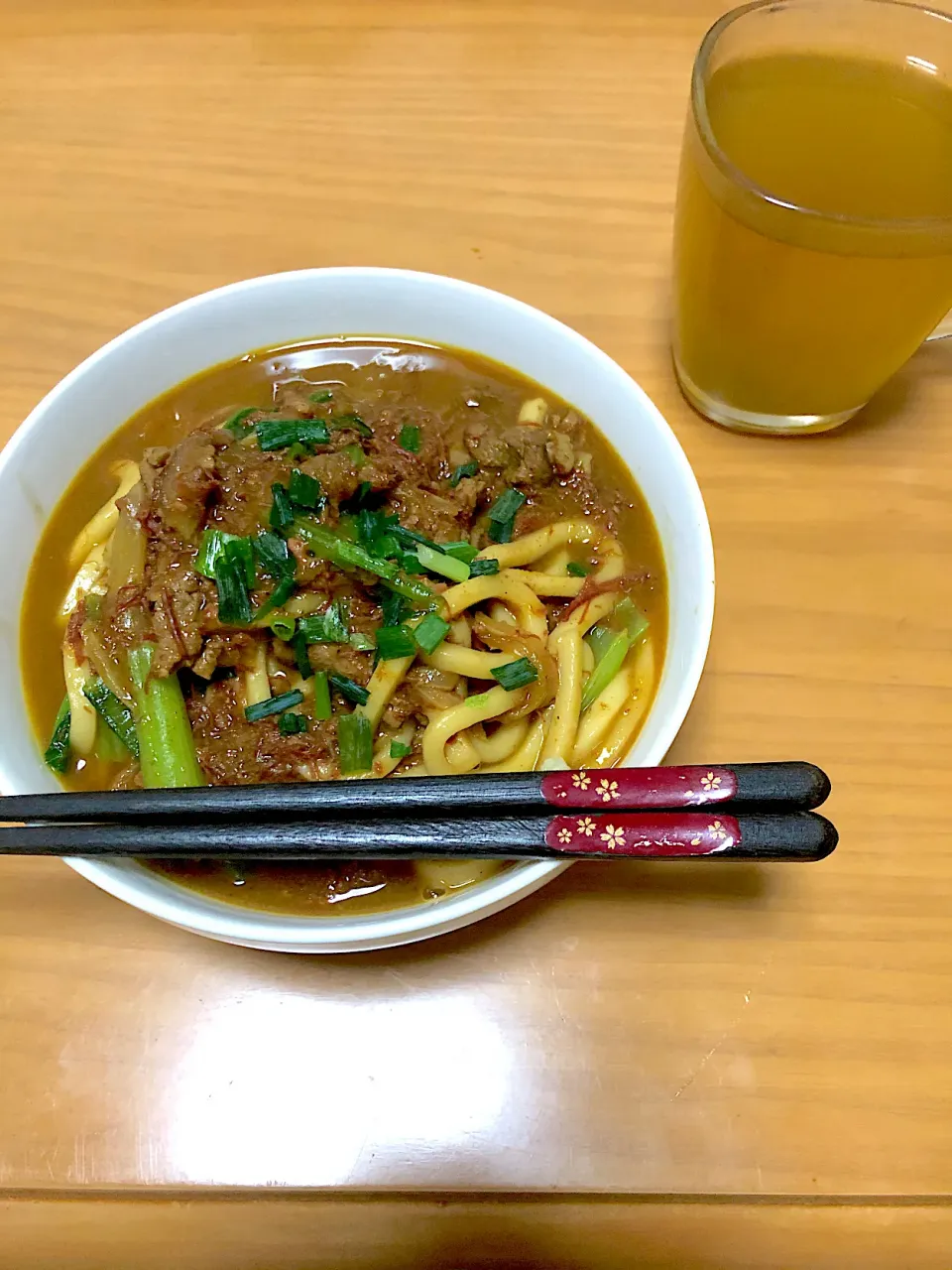 牛肉とほうれん草のミルクカレーうどん|黒蜜きなこさん