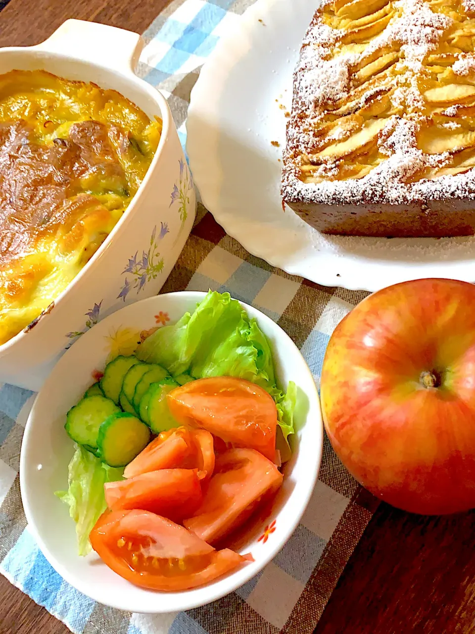 🍀かぼちゃのマカロニグラタン🎃🍀りんごケーキ🍎|まりんさん