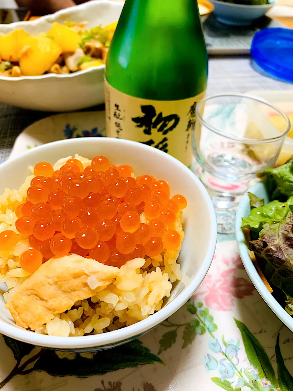 Snapdishの料理写真:宮城料理はらこ飯🐟と初孫🍶|ちはるさん