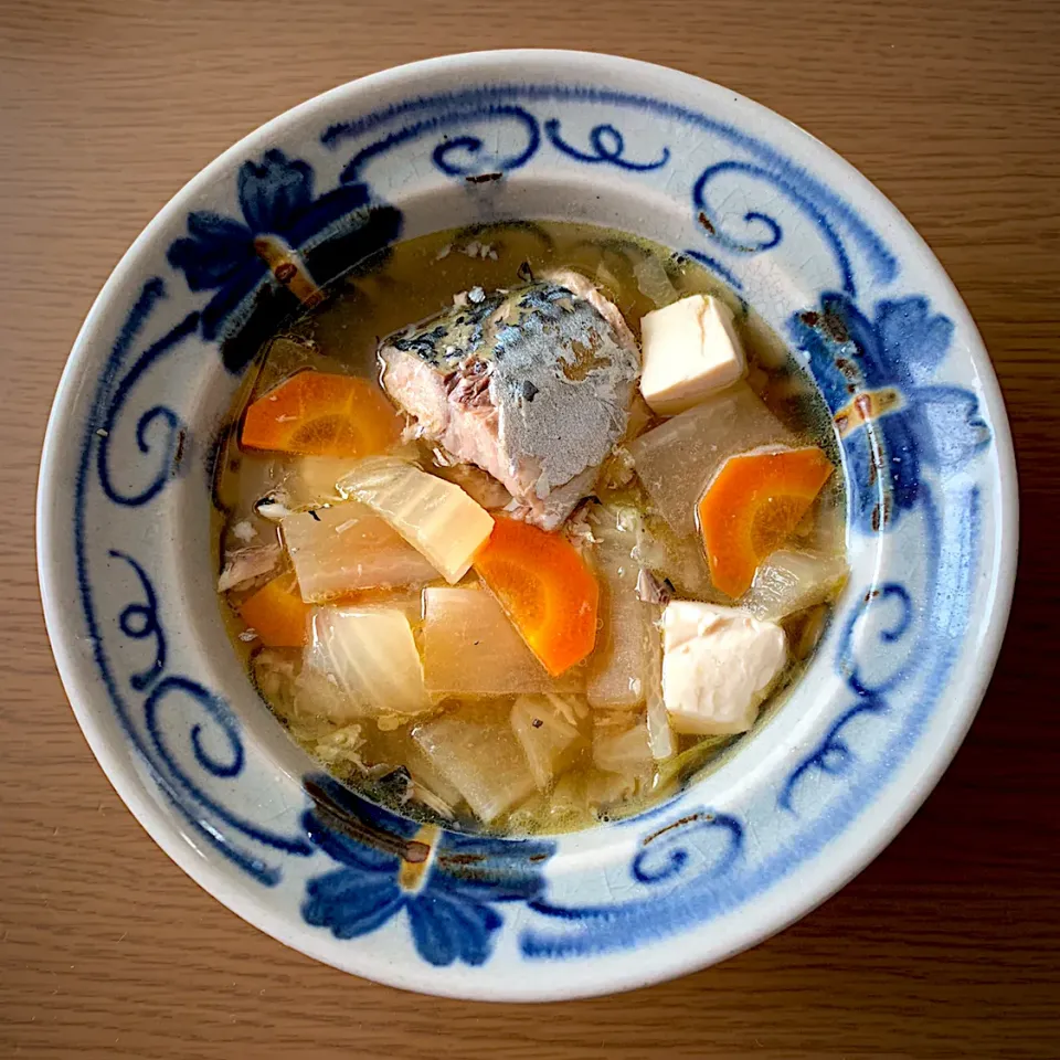 鯖の水煮缶のお汁|Miki Takeuchiさん