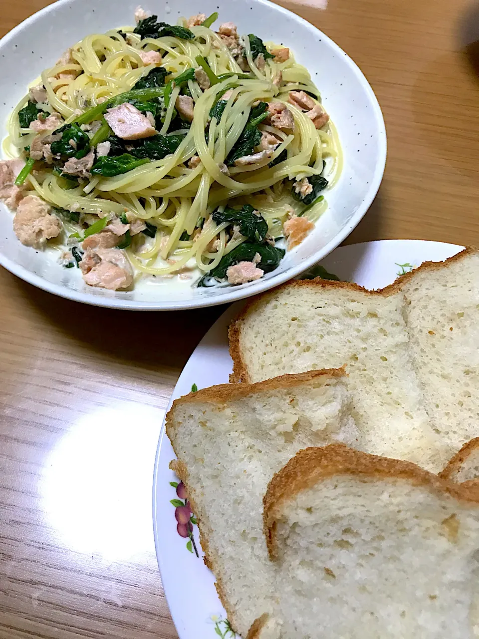 鮭とほうれん草のクリームパスタ|sinさん